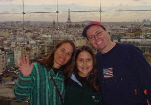 Lori, Maria, Jerry at Sacre Coeur